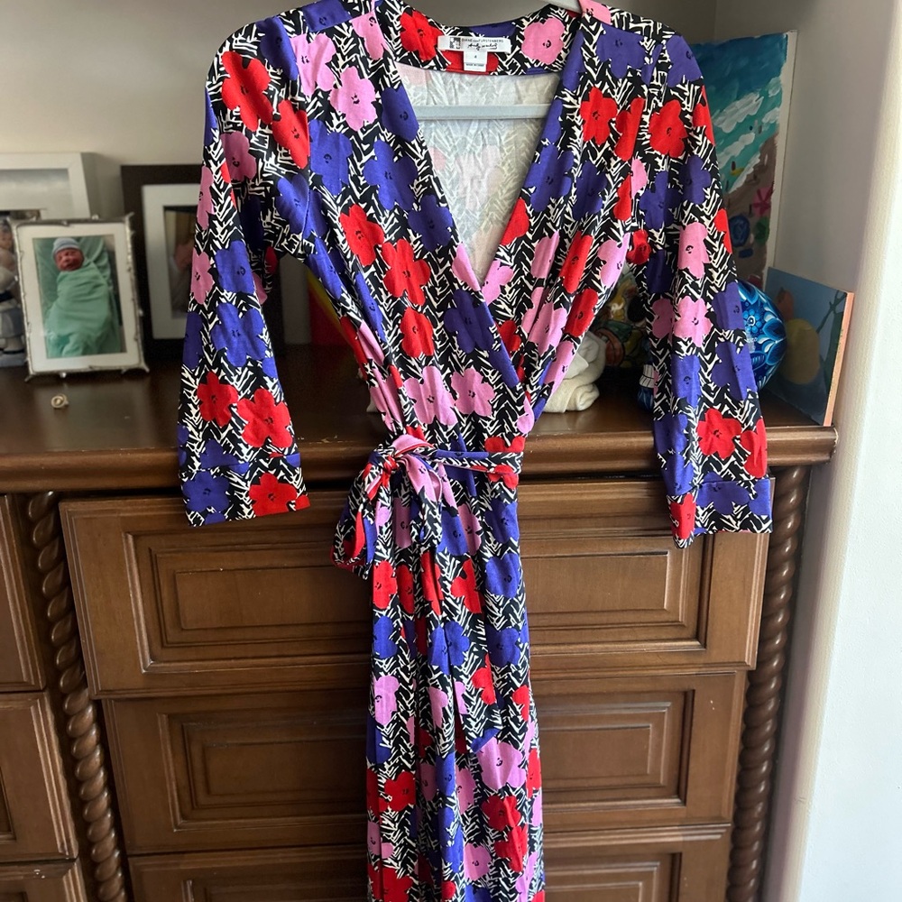 Limited edition DVF x Andy Warhol wrap dress (sz 4)